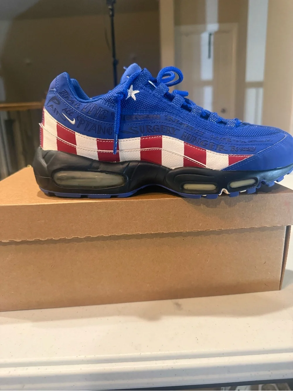 Size 11 - Nike Zoom Rookie PRM Retro 2019 Galaxy replacement Box